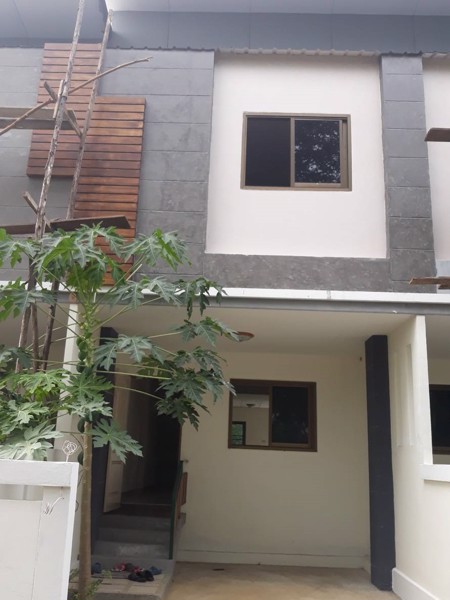 ขายทาวน์เฮ้าส์-2-ชั้น-บ้านใหม่-มือ-1-ม-ธารทอง-บางบัวทอง