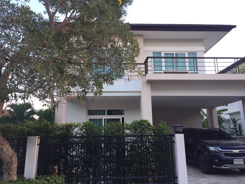 ขายบ้านเดี่ยว-2-ชั้น-หลังมุม-เนื้อที่-63-ตรว-พื้นที่ใช้สอย-190-ตรม-ปูพื้นชั้นบนเพิ่มอีก-30-ตรม