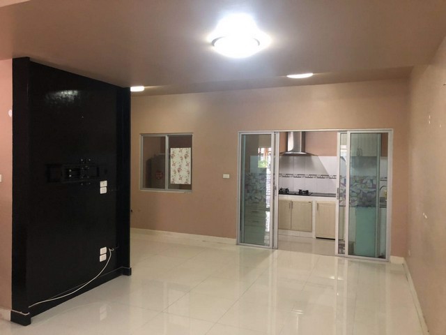 255-028-ให้เช่าทาวน์โฮม-เดอะคอนเนค-แจ้งวัฒนะ-1-เมืองทองธานี-13000-บาท