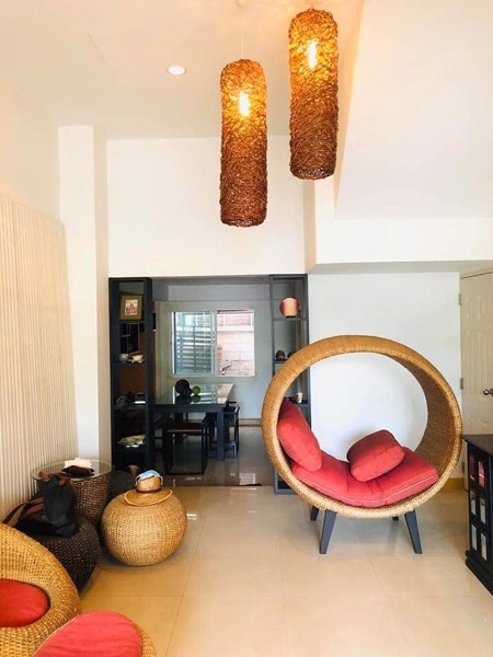 สวยพร้อมอยู่-ขายด่วน-ทาวน์โฮม-3-ชั้น-หมู่บ้านปริญลักษณ์-พระราม-2-ใกล้เซ็นทรัล