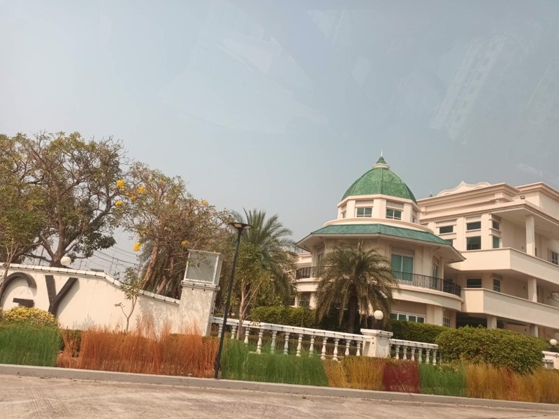 ขายคอนโดชายหาดชะอำ-2-ห้องนอน-พร้อมเฟอร์นิเจอร์