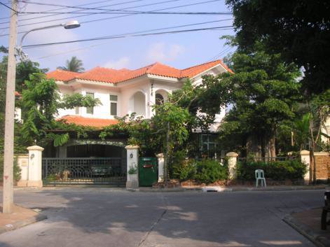 ขายบ้านเดี่ยว-2-ชั้น-หมู่บ้านภัสสร-5-สาทรตัดใหม่