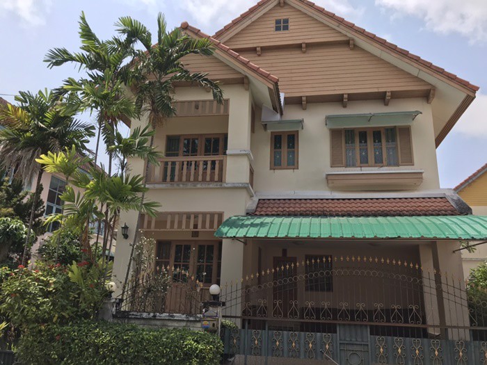 ขายบ้านเดี่ยว-601ตรวา-หมู่บ้านวรารมย์-ประชาอุทิศ-98-ใกล้-มพระจอมเกล้าธนบุรี