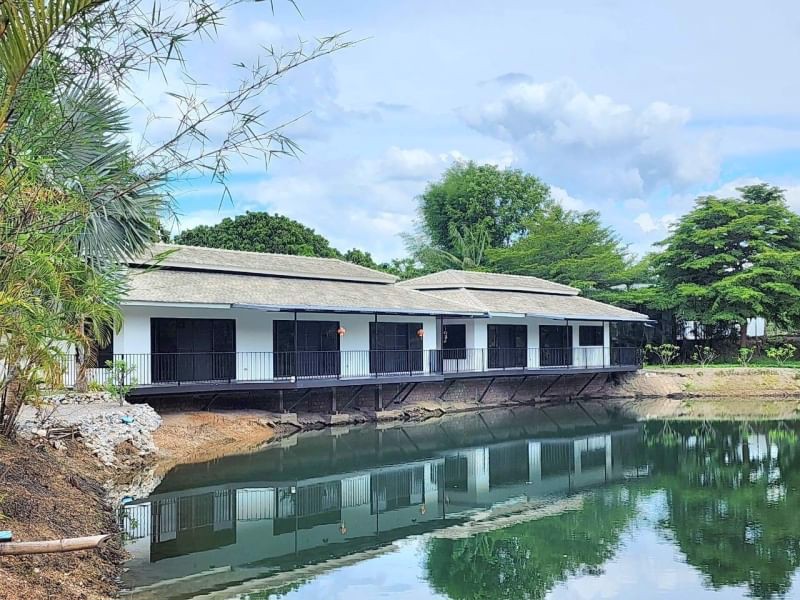 ขายโครงการเวลเนสและมูลนิธิที่จัดตั้งขึ้นแล้วเพื่อดำเนินกิจการต่อทางด้านสุขภาพและความเป็นอยู่ที่ดีแล