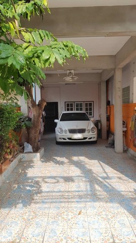 ขาย-ทาวน์เฮ้าส์-หมู่บ้านพรเทพ-ใกล้ซาฟารีเวิลด์-ห้างfashion-island-promenade