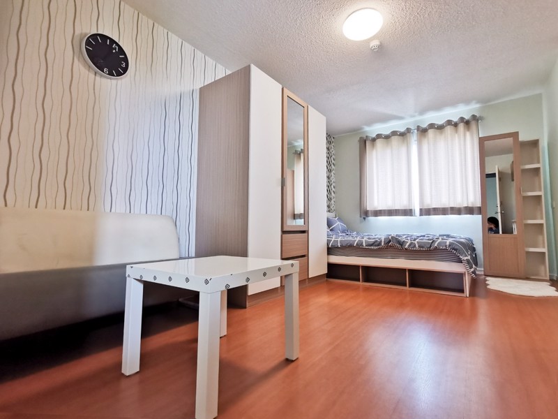 ให้เช่าด่วน-ราคาพิเศษ-6500-บาท-เดือน-รวมค่าส่วนกลางแล้ว-ลุมพินี-คอนโดทาวน์-ร่มเกล้า-สุวรรณภูมิ