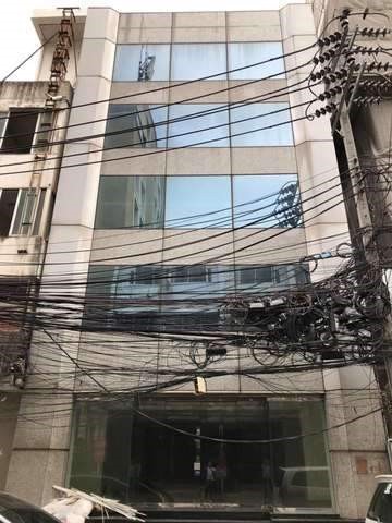 kr-095-ให้เช่าอาคารพาณิชย์-5-ชั้น-ติดถนนซอยสุขุมวิท-31-ใกล้-bts-พร้อมพงษ์