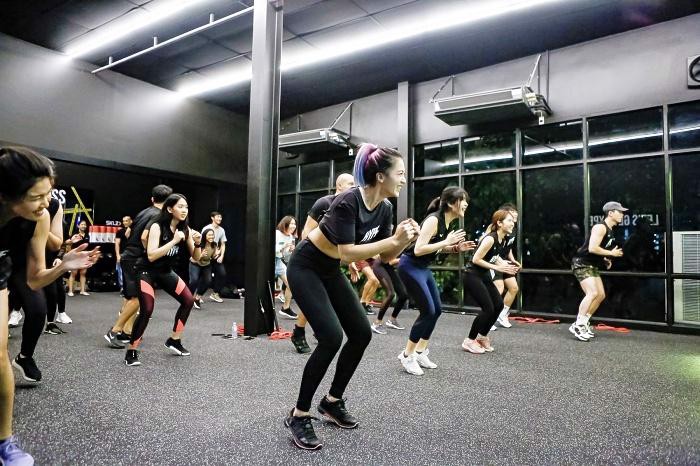 kr-105-ให้เช่าพื้นที่ใกล้-mrt-เพชรบุรี-ใกล้ท่าเรืออโศก-ใกล้แยกอโศก-เพชรบุรี-ติดถนนใหญ่