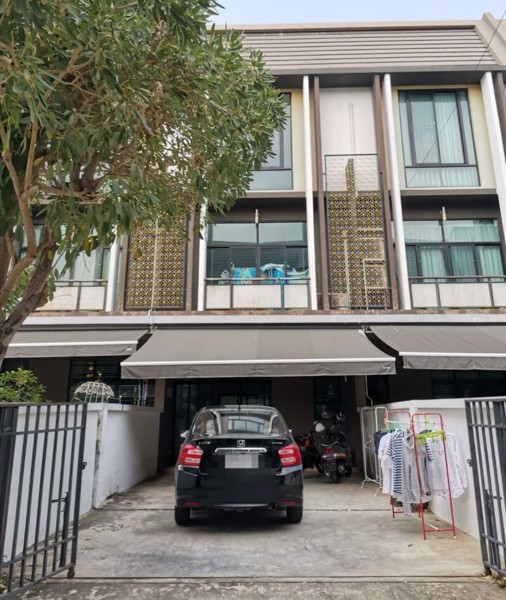 ขายทาวน์โฮม-โครงการฟลอร่า-วงศ์สว่าง-35-ชั้น-loft-26ตรว-3นอน3น้ำ