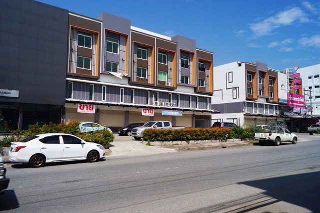 ขายอาคารพาณิชย์-3-ชั้นครึ่ง-กลางเมืองสระบุรี-ถนนสุดบรรทัด-13