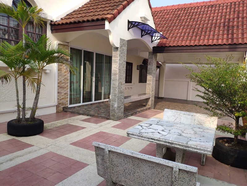 บ้านเดี่ยวให้เช่า-ติดถศรีนครินทร์-ใกล้สถานีรถไฟฟ้า