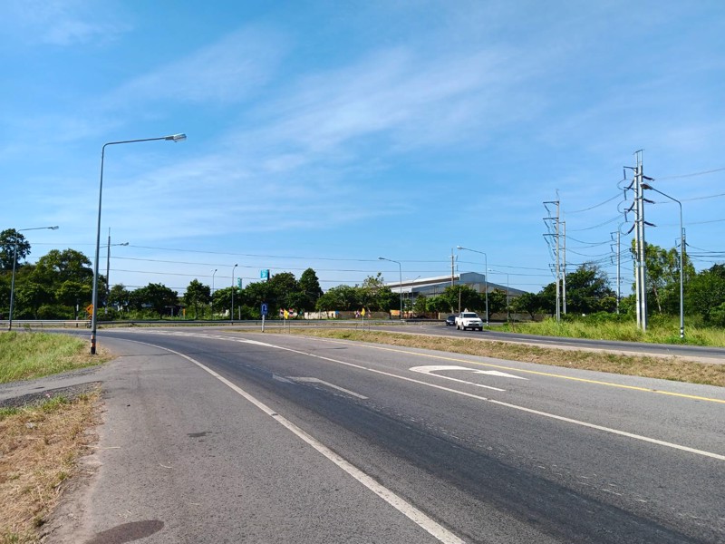 ขายที่ดินสวยๆ-ใกล้แหล่งชุมชน-ติดถนน-4-เลน-หน้ากว้าง-400-เมตร