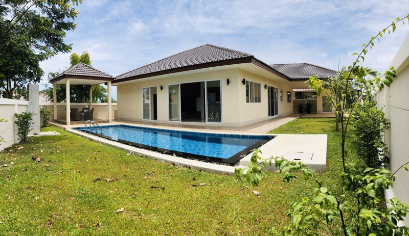ขายหรือเช่า-พูลวิลล่า-ห้วยใหญ่-พัทยา-บ้านใหม่-ตบแต่งสวยพร้อมเข้าอยู่
