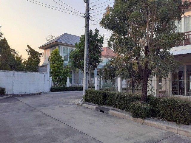 ขายด่วน-บ้านเดี่ยวหลังมุม-ชวนชื่น-วัชรพล-รามอินทรา-ใกล้รถไฟฟ้า-สถานีคู้บอน-motorway