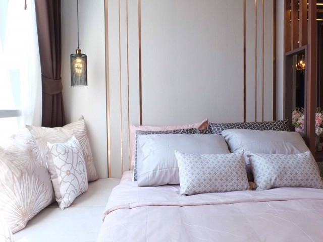 condo-for-rent-noble-revolve2-ratchada-near-mrt-cultural-center-26sqm-1bed-1bath-8th-floor