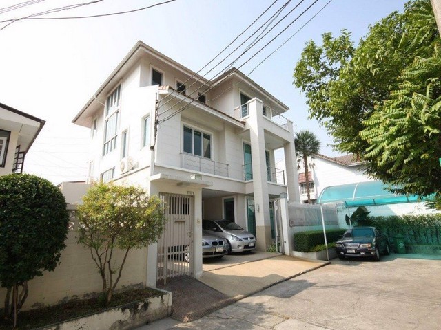 ขายบ้านเดี่ยว-3ชั้น-แต่งสวย-คุณภาพดี-66-ตรว-ประชาราษฎร์บำเพ็ญ-ห้วยขวาง-รัชดา-ใกล้-mrtห้วยขวาง