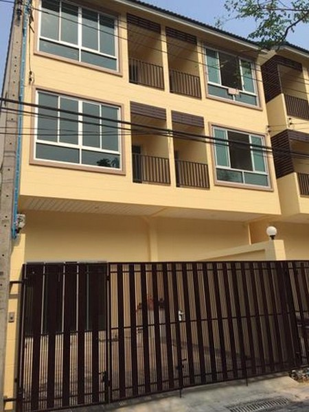 ขายทาวน์โฮม-3-ชั้น-24-ตรว-สุทธิสาร-ใกล้รถไฟฟ้า-big-c-สะพานควาย