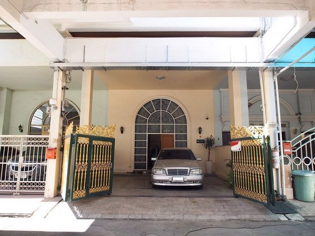 ขายด่วน-ทาวน์เฮาส์-4ชั้นครึ่ง-ซอารีย์สัมพันธ์-2-ใกล้-bts-อารีย์-โฮมออฟฟิศได้