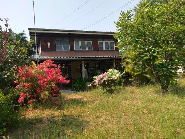 ขายที่ดินพร้อมบ้าน-228-ตรวา-นวมินทร์-74-ใกล้วงแหวนบางนาบางปะอิน