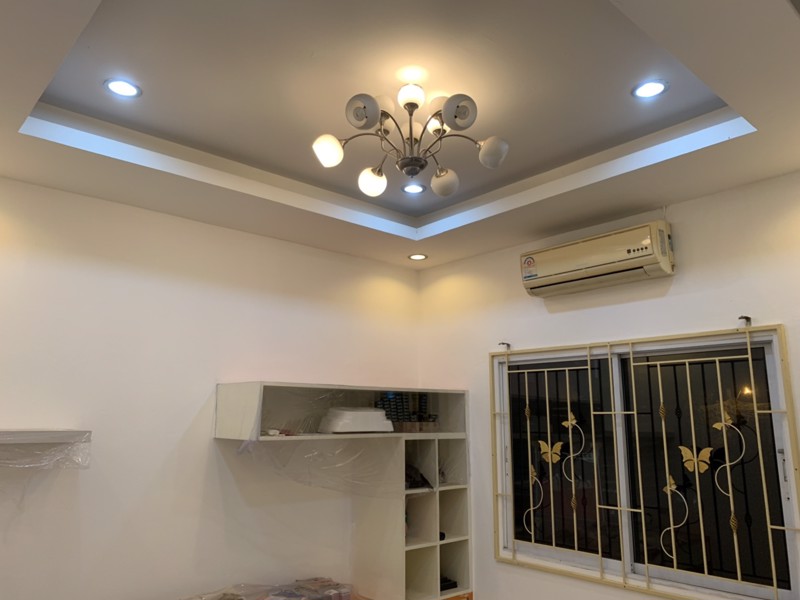 ให้เช่าโอมออฟฟิศ