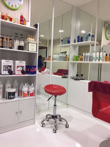 ขายคอนโด-พร้อมร้านทำผม-แถมอุปกรณ์ทำผมทั้งหมดพร้อมพักอาศัย