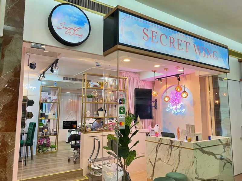 เซ้ง‼️-ร้านทำเล็บ-ติดbtsเพลินจิต-ร้านอยู่ในตึกพลาซ่า-ล้อมรอบด้วยอาคารสำนักงาน