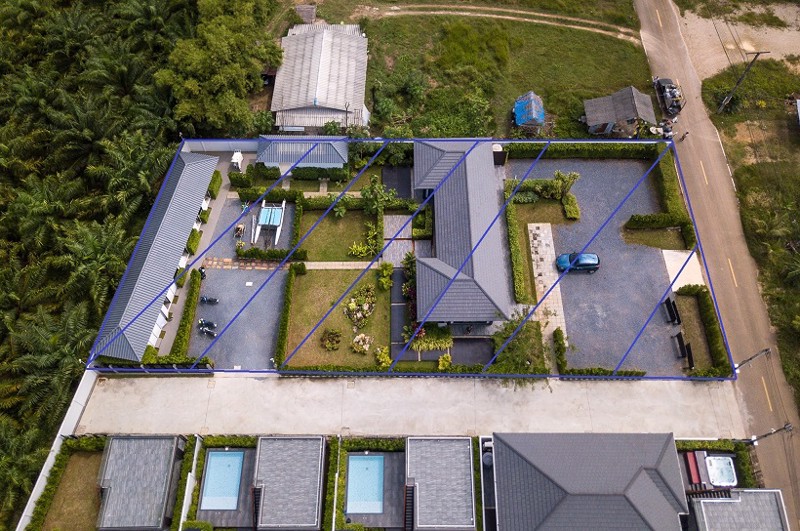 ขายด่วน-ที่ดินพร้อมสิ่งปลูกสร้าง-สาธารณูปโภคครบ-พร้อมสำหรับการทำธุรกิจ