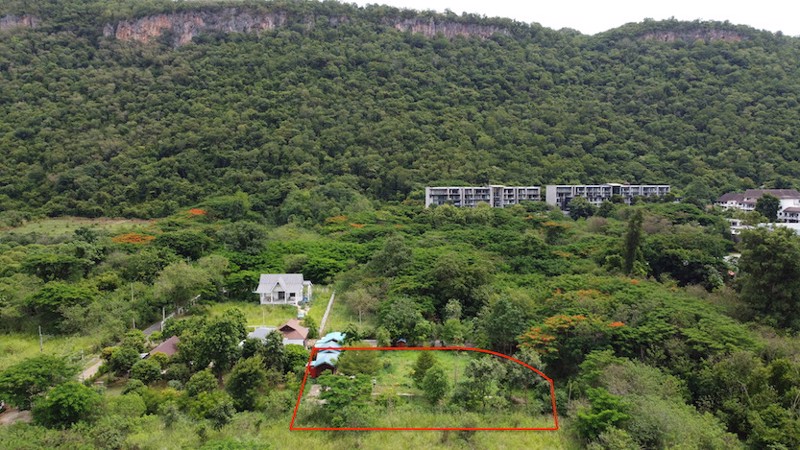 ที่ดิน-เขาใหญ่-แปลงเล็ก-ถนนธนะรัชต์-กม-20-หมูสี-1ไร่23ตรว-สุดยอดทั้งวิวและทำเล-