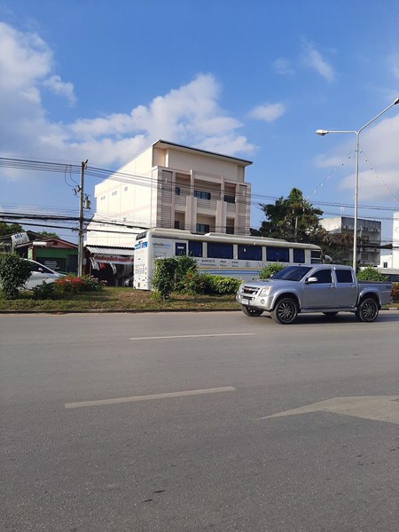 ขายอาคารพาณิชย์-3ชั้น-3คูหา-ทำเลดี-ราคาถูก-ติดถนนสุขุมวิท-เยื้อง-สำนักงานขนส่งจังหวัดระยอง