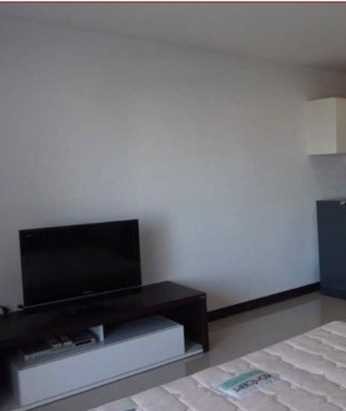 ขายคอนโด-ระยอง-รอยัลพีค-2-ขนาด-32-ตรม-หน้าตลาดหมอดิษฐ์-ราคาถูกๆ