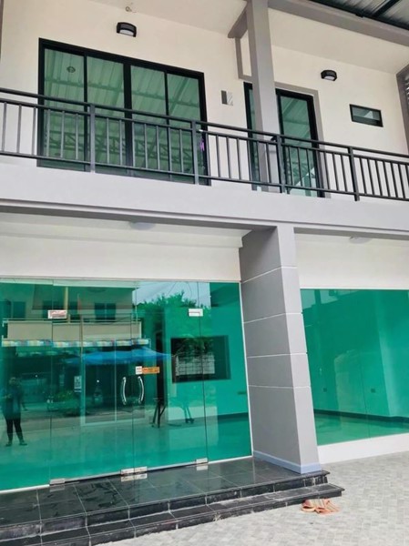 ขายอาคารพาณิชย์-3-ชั้น-2-คูหา-อเมือง-จระยอง-ซอยข้างห้าง-passione-แหลมทอง