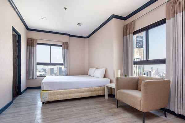 ด่วน-คอนโดมิเนี่ยม-grand-diamond-ประตูน้ำ-ติดแพลตินั่ม-ราคาพิเศษ-34000-บาทต่อเดือน-ชั้น31-วิวสวย