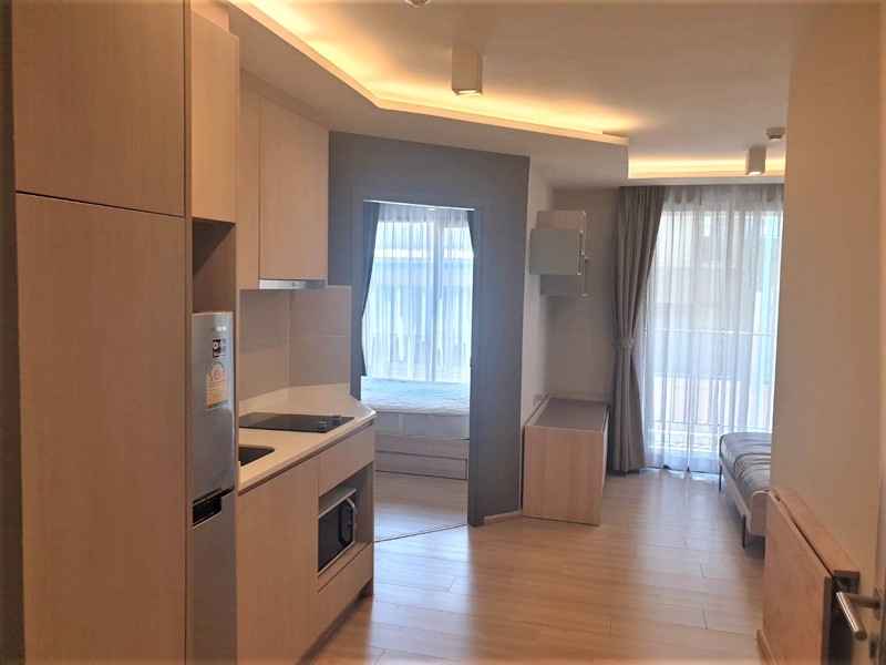 ขาย-ให้เช่า-maestro12-ขนาด-1-ห้องนอน-3285-ตรม-52-ล้าน-ชั้น-5-เฟอร์ครบพร้อมอยู่