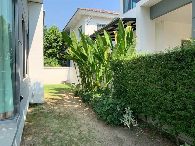 ให้เช่าบ้านเดี่ยว-2-ชั้น-61-ตรว-โครงการเพอร์เฟค-เพลส-แจ้งวัฒนะ-บ้านใหม่หน้าสวน-เดินทางสะดวก