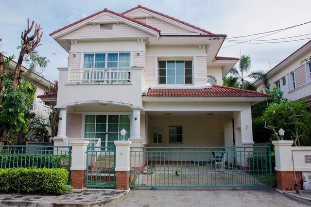 ให้เช่าบ้านเดี่ยว-2-ชั้น-หมู่บ้านมัณฑณา-อ่อนนุชวงแหวน-1-เฟอร์บางส่วน-เดินทางสะดวก-ใกล้ทางด่วน