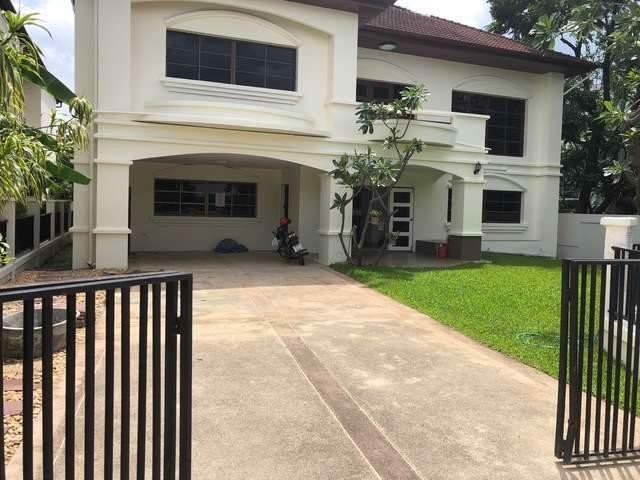 ให้เช่าบ้านเดี่ยว-2-ชั้น-เนื้อที่-135-ตรว-เฟอร์ครบพร้อมอยู่-หมู่บ้านนิชดาธานี-แจ้งวัฒนะ