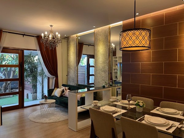 ด่วนขายถูกมากบ้านหรู Modern เพิ่งตกแต่งใหม่เฟอร์ครบ 2250000 บาท ใกล้ Central Westgate บางใหญ่