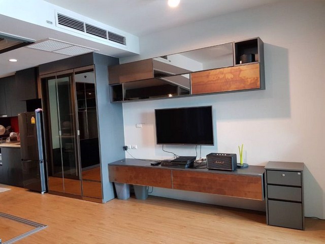 ขายคอนโด-69-ลบ-siamese-surawong-ใกล้รถไฟฟ้า-mrt-สามย่าน-ขนาด-46-ตรม-1-นอน-1-น้ำ-ชั้น-10