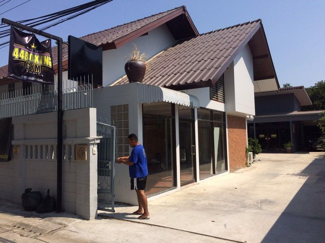 ให้เช่าบ้านเดี่ยว-70000-ซอยลาดพร้าว-44-เนื้อที่-155-ตรวา-เหมาะสำหรับทำ-home-office-ใกล้รถไฟฟ้า