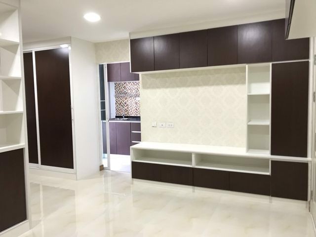 ขายคอนโด-169-ลบ-เดอะ-วัน-พลัส-ศรีนครินทร์-ใกล้-mrt-สถานีศรีกรีฑา-ขนาด-31-ตรม-1-นอน-1-น้ำ-ชั้น-5