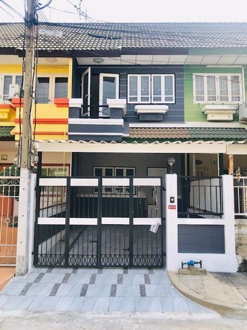 ขายทาวน์เฮ้าส์-16-ลบ-บ้านสถาพร-รังสิต-บ้านตกแต่งใหม่-2-ชั้น-เนื้อที่-16-ตรวา-2-นอน-2-น้ำ