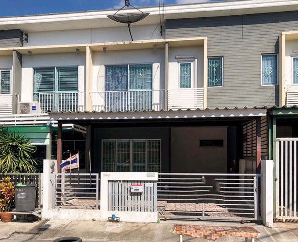 ขายทาวน์โฮม-215-ลบ-the-connect-ramindra-minburi-เนื้อที่-18-ตรวา-3-นอน-2-น้ำ-บ้านสวยพร้อมอยู่