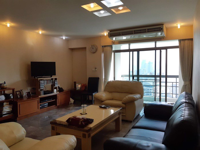 ขาย-คอนโด-รอยัล-คอสเซิล-สุขุมวิท-39-ขนาด-12017-ตรม-ชั้นสูง-วิวเปิดโล่ง-ใกล้-bts-พระโขนง