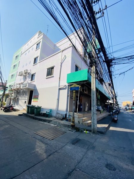 อพาร์ทเมนท์สมบัติย่าใย-ห้องพักราคาถูก-ให้เช่า-ซอยลิขิต7-ถนนเทพารักษ์-มีห้างเทสโก้โลตัสเอ็กเพรส