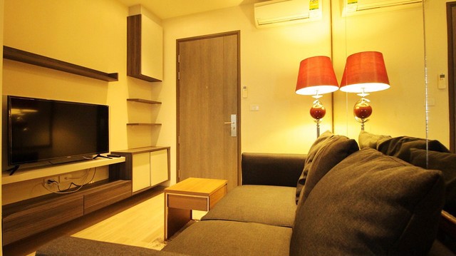 ให้เช่าคอนโด-centric-รัชดา-ห้วยขวาง-ขนาด-33-ตรม-ชั้น-17-แบบ-1-นอน-1-น้ำ-ใกล้รถไฟฟ้า-mrt-ห้วยขวาง