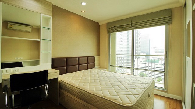 ให้เช่าคอนโด-lumpini-place-พระราม-9-รัชดา-ขนาด-37-ตรม-อาคาร-a-ชั้น-17-แบบ-1-นอน-1-น้ำ-วิวสระ