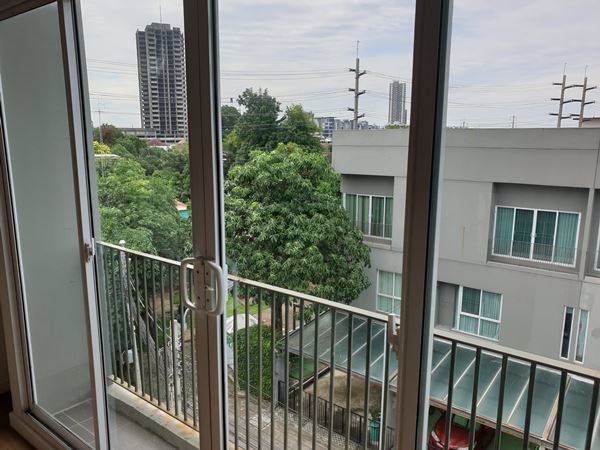 ขายทาวน์โฮม-พาทิโอ-เมืองทอง-แจ้งวัฒนะ-3-ชั้นครึ่ง-22-ตรว-3-ห้องนอน-3-ห้องน้ำ