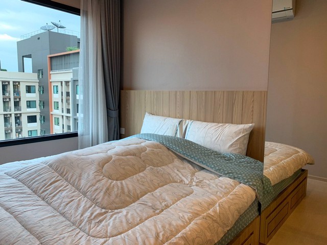 62050-ให้เช่าคอนโด-life-asoke-ขนาด-35-ตรม-2-ห้องนอน-1-ห้องน้ำ-เฟอร์นิเจอร์ครบชุด-ใกล้-mrt-เพชรบุรี