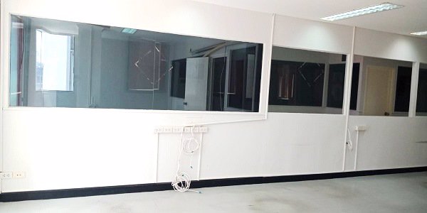 ให้เช่าพื้นที่สำนักงาน-ย่านรัชดาภิเษก-130-ตรม-อาคาร-6-ชั้นพร้อมลิฟท์-ที่จอดรถ-1-คัน-ห้องน้ำ-2-ห้อง-