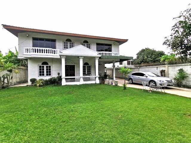 ให้เช่าบ้านเดี่ยว-2-ชั้นตกแต่งแบบหรูคลาสสิค-ย่านลาดพร้าว-130-ขนาด-200-ตรว-4-ห้องนอนชั้นสอง-พร้อมเ